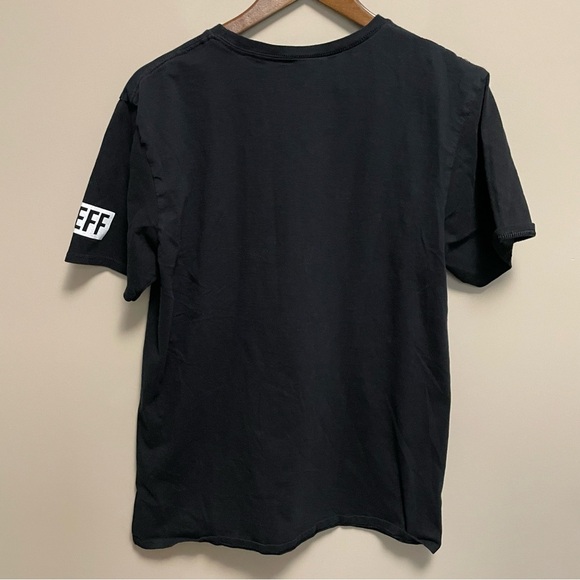 Disney Neff Classic Black Mickey Mouse T-Shirt Men’s Large - Picture 6 of 8